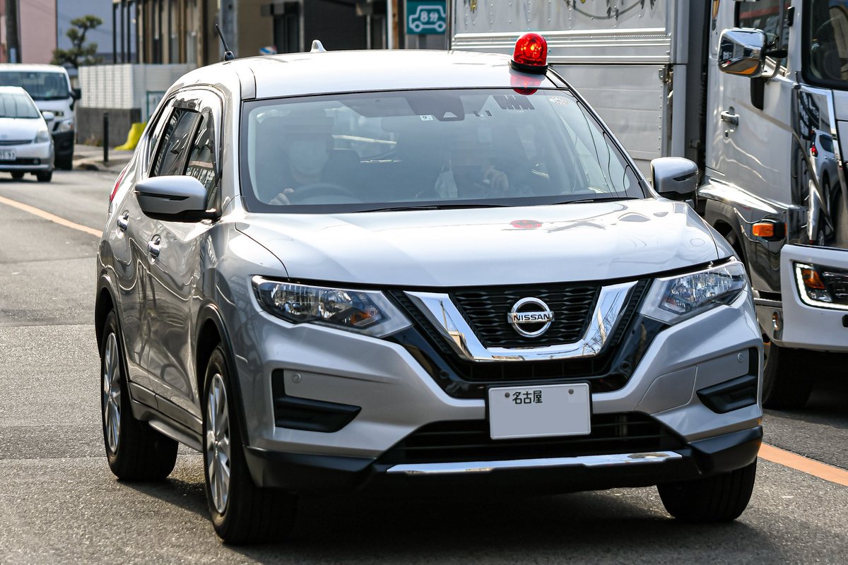 koukin4pato's tweet photo. 愛知県警 機動捜査隊
日産 T32エクストレイル(後期型)捜査用覆面

久しぶりに機捜の緊走に遭遇
T32エクストレイルの覆面パトカーの赤載せは初撮影でした。

 #江南緊車4号撮影記録 https://t.co/fi02TFNTLx