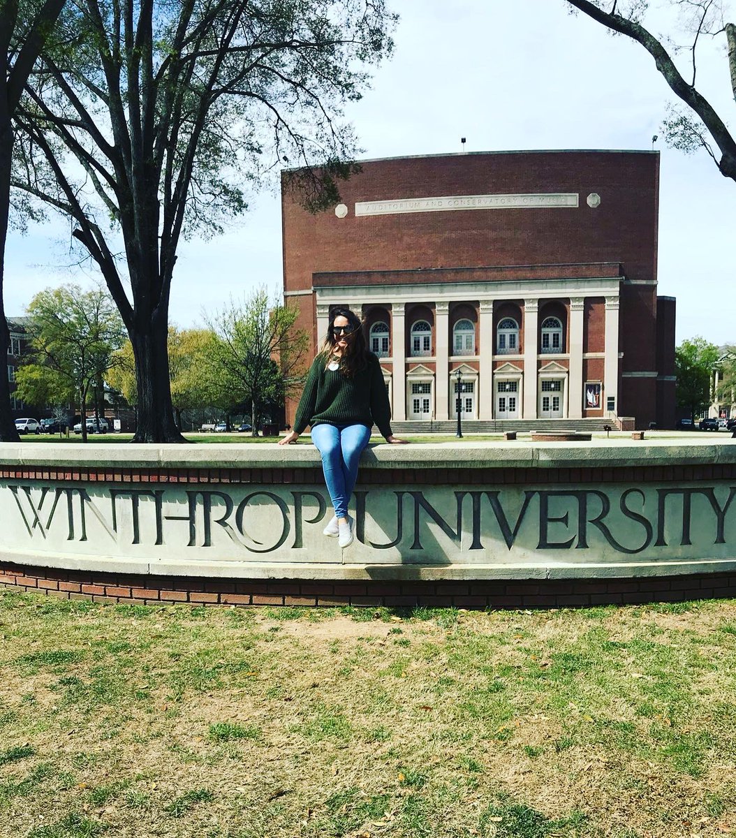winthropu's tweet photo. April 2018 ➡️ Sidney Ruff tours #Winthrop.

May 2022 ➡️ Sidney Ruff graduates from Winthrop. 

Congratulations to all of our Winthrop Eagles who are graduating today. Soar high! 

[📸: Ryleebphotos on Insta] https://t.co/bQpHzHhk0F