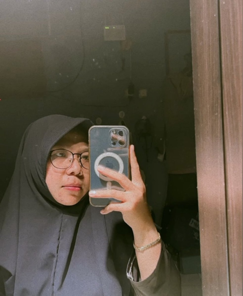 maria_irham's tweet photo. Ikut ramaikan ahhh 😃

#IGSD #IG7SD #GOT7SelcaDay #IGOT7  #ahgaseselcaday #GOT7  @GOT7 @GOT7Official https://t.co/jLe0bPy5dH