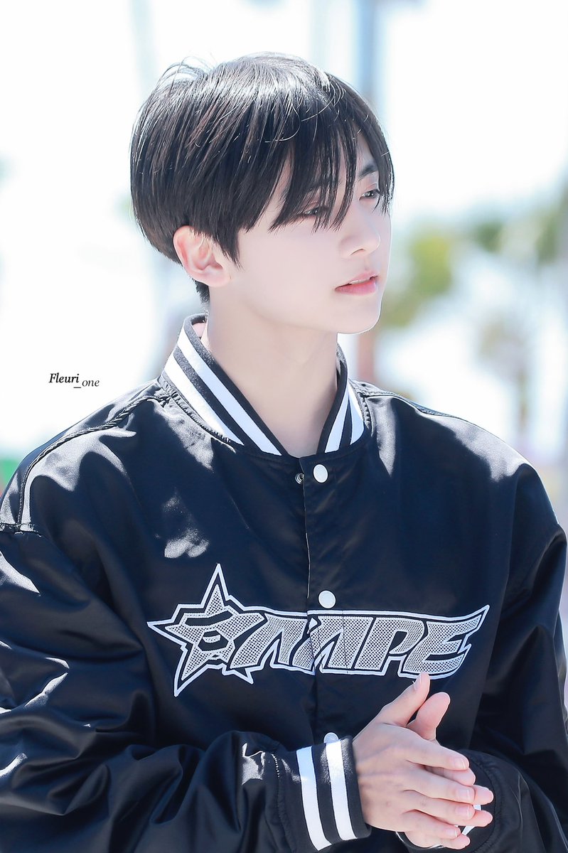 💙 상원이가 연습생으로서 맞이하는 마지막 생일이 되길 바라💙
부디 하루 빨리 무대 위 아티스트로서 우릴 마주하는 날이 오길! 💙 아기강강쥬토끼 상원이 생일 축하해💙
#HappySangwonDay