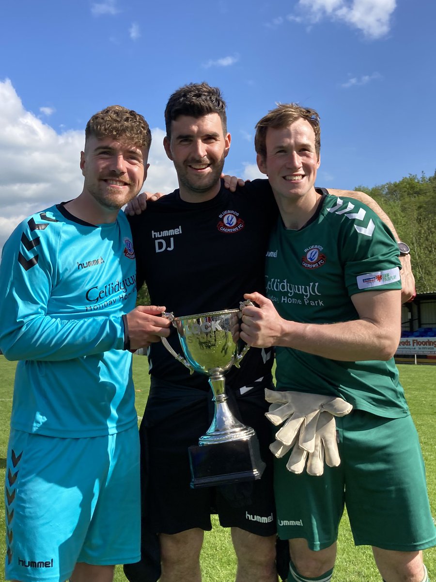 Caerswscarl's tweet photo. @caerswsfc @ArdalNorthern https://t.co/pR83yGkHyV