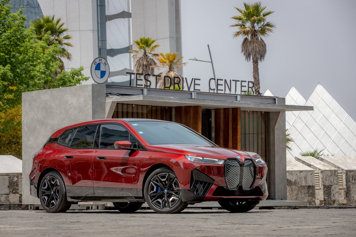 AutosyMas's tweet photo. #PorSiNoLoViste 
#BMW renueva su #TestDriveCenter de la #CDMX e incorpora nuevos modelos al centro de pruebas, entre ellos el #Serie2Coupé. El #BMWi4 el #BMWiX y el #BMWiX3
@BMWMex https://t.co/J8UbOz31gj