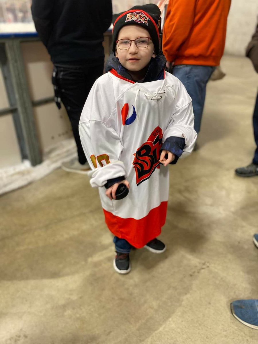 DecaturBlaze's tweet photo. It is with a heavy heart we say last night Whyatt, one of our biggest fans, lost his battle with cancer. In his short time here he made a lasting impact on everyone here with the Blaze and will be truly missed. Our thoughts and prayers go out to Wyatt’s family in this time ❤️ https://t.co/paeSEmPV86