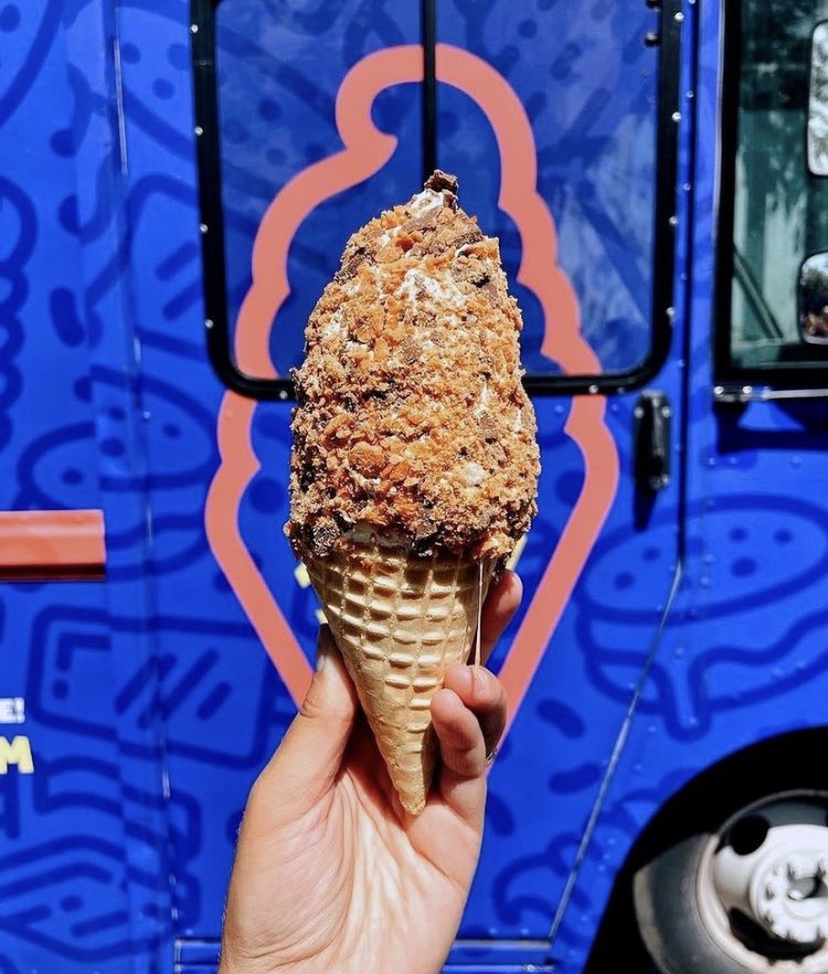 Nothing better than butterfinger and caramel🙌

It’s a beautiful day for 🍦