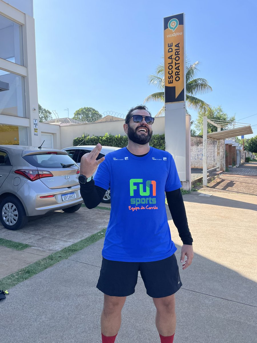 profcorreia's tweet photo. Hoje foram 30km.

Nunca achei que seria capaz de correr essa distância. Poder da constância. https://t.co/KVXUN3BQAm