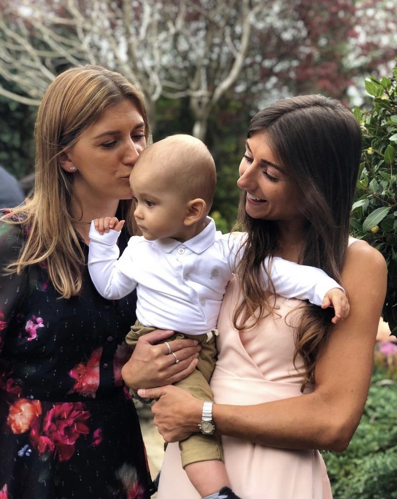 jade_windley's tweet photo. Happy 30th Birthday to the best sister &amp; auntie I could ever wish for 🥰

@windley7 I can’t believe we’re in our 30’s 🤣

#birthdaygirl https://t.co/O3U93kxIpu