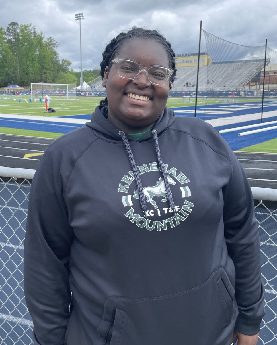 Jessica Jenkins threw a personal best 35’0 in the Shot Put to finish in 6th place. She qualified for next week’s State Championship in Carrollton!