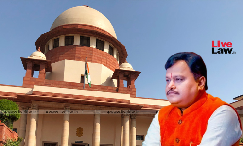 LiveLawIndia's tweet photo. Breaking: In relation to speeches made by Sudarshan News TV Editor @SureshChavhanke at the Hindu Yuva Vahini meet in Delhi in December, @DelhiPolice Police informs Supreme Court that a FIR has been registered on 4th May after 'minute verification' of audio and video recordings. https://t.co/nVozU6vHEa