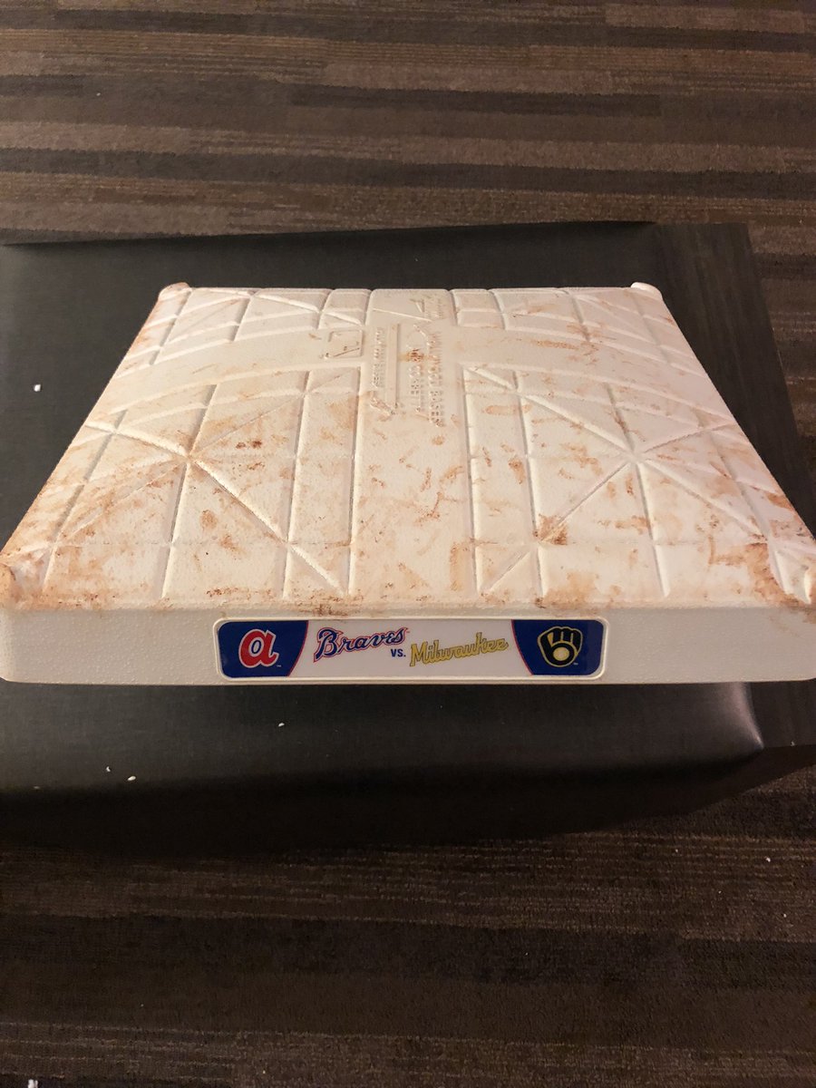 y2kgbmike's tweet photo. @OnAirJosh, this might make @czabe head explode, got this for my 8yo and it wasn’t given to me by the ball boy… and yes it does come with a #mlb hologram #milwaukeebrewers #AtlantaBraves https://t.co/6qz3TdyZF8