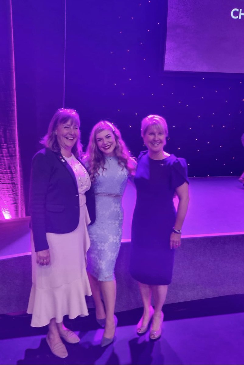 GraceSingerOMal's tweet photo. Amazing day performing @VolunteerExpoUK NEC
for @Rotary Young Citizen Awards 2022 as a judge and 2013 winner. Here I am with these amazing women Rotary International President 202-2023  @JenJonesRotary and Rotary International Vice President Nicki Scott! Such an honour! https://t.co/AuAn0ualzH