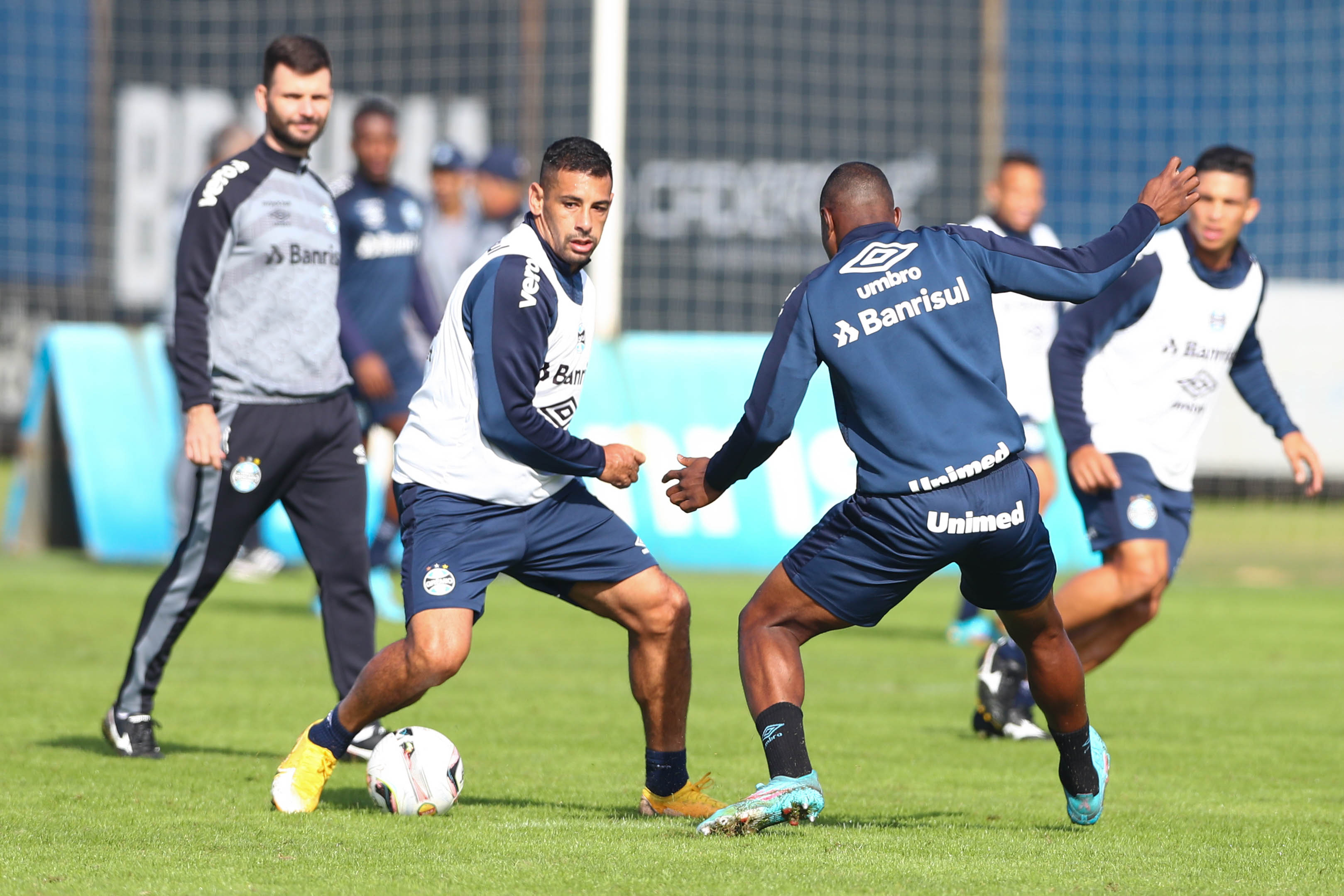 Tricolor realiza último treino antes de enfrentar o Cruzeiro