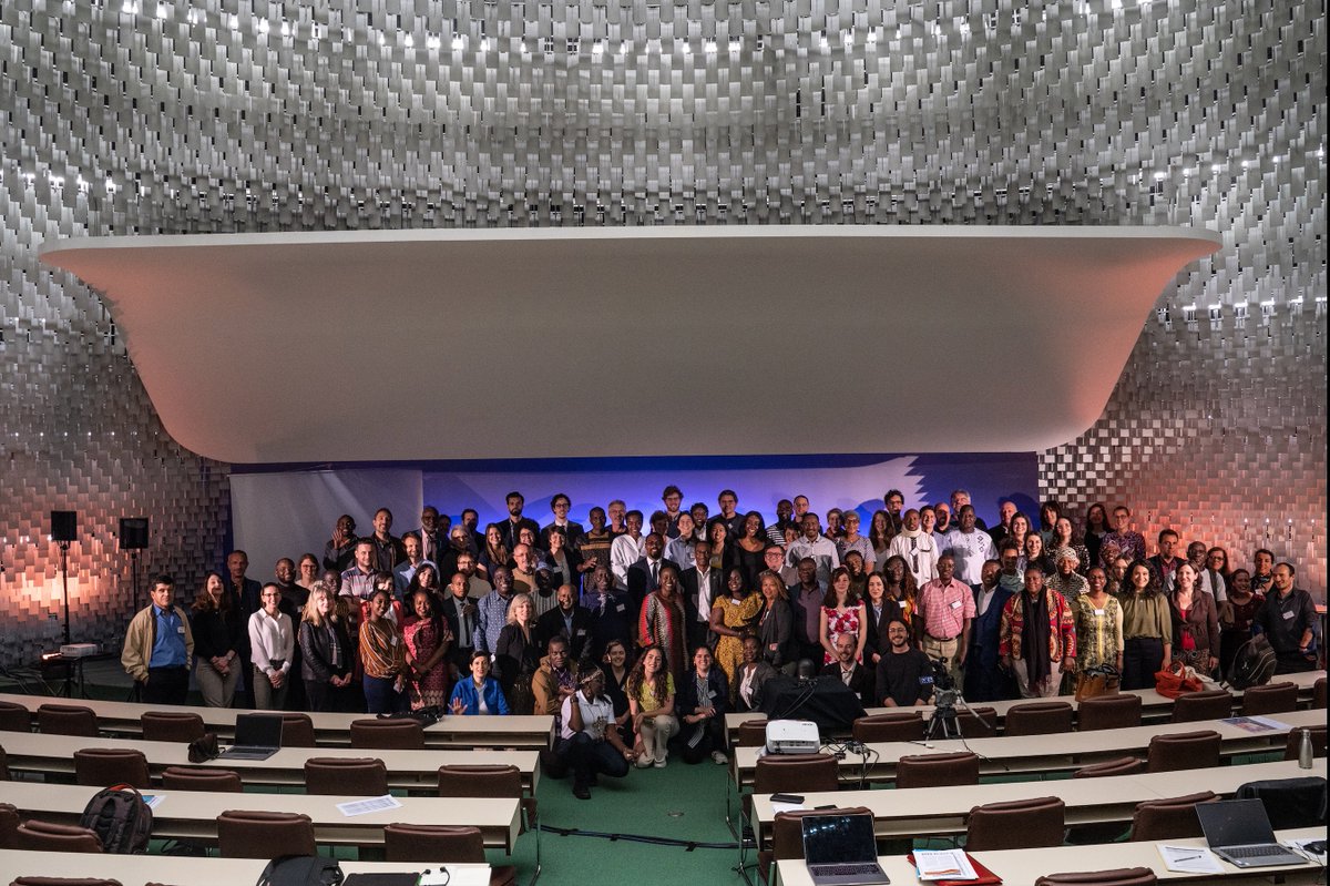 coordinationsud's tweet photo. Clap de fin !
Coordination Sud remercie tous ses partenaires en l’occurrence @concord et @Forus et chaque participant et participante aux Journées Sociétés Civiles africaines et européennes.
#SocCivUAUE https://t.co/MzjubVW55V