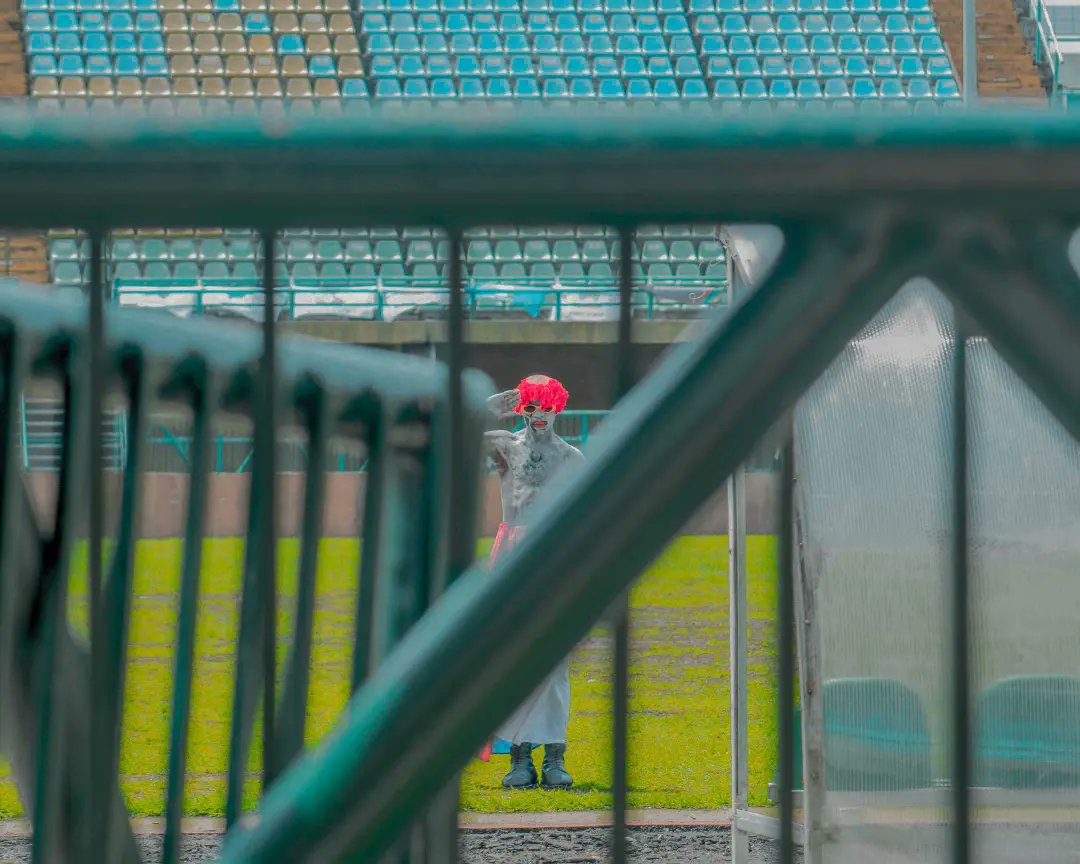 giwafoto's tweet photo. ClownRionCall

Respect the clown - they deserve a crown.

📸: @gxpensive

#giwafotografia #wethebestreason #allthewayup #pledge #sportingevents #sportsinlagos #rugbysport #flagfootball #flagnigeria #secondaryschoolsport #photography #sportphotograph #clown #funfill #funfeel https://t.co/Asf8pFFAhS