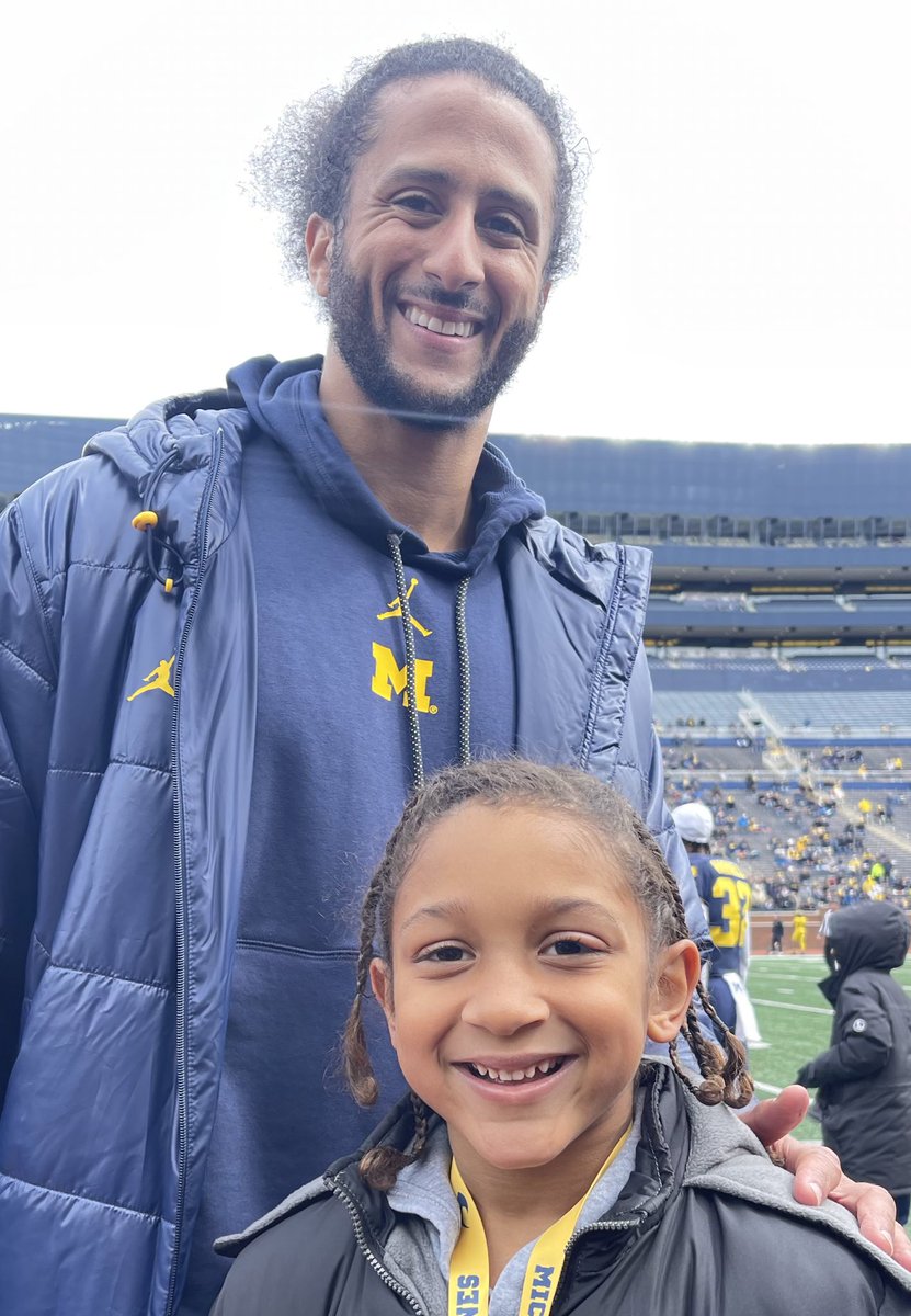 mrselmubarak's tweet photo. @MusaElMubarakQB loves his new book by @Kaepernick7 #IColorMyselfDifferent. Not only does Musa work hard to one day become an NFL QB like Kaep, he’s now started writing and plans to be an author like him too! Thanks for all you do Collin ✊🏽❤️ https://t.co/7aJSvBHO17