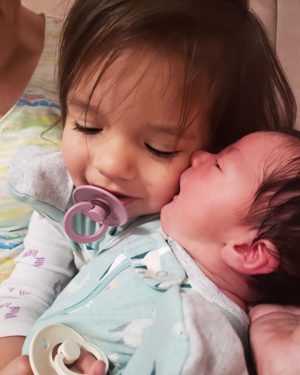 Jorge_Andres_TV's tweet photo. My world 😍

#SavannahJaye
#KennedyPhoenix https://t.co/YIrF2jnLg7