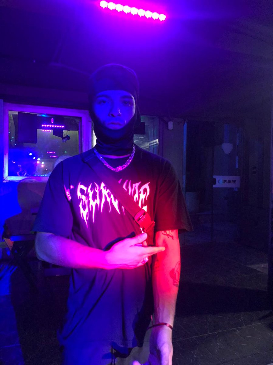 off_thugdog's tweet photo. bando 🏚 https://t.co/fhZTMr4AFs
