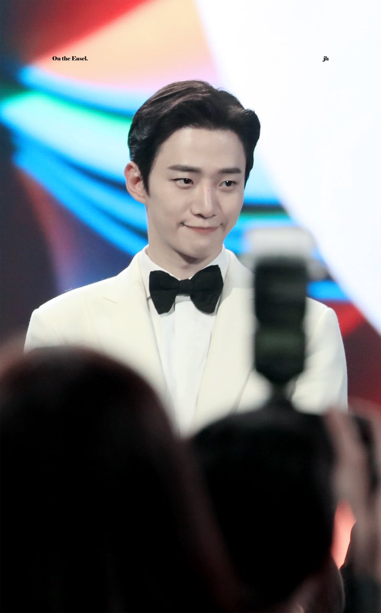 220506 백상예술대상 

귀여우니까...( ⸍ɞ̴̶̷ ·̫ ɞ̴̶̷⸌ )♡
#이준호 #준호 #leejunho #junho