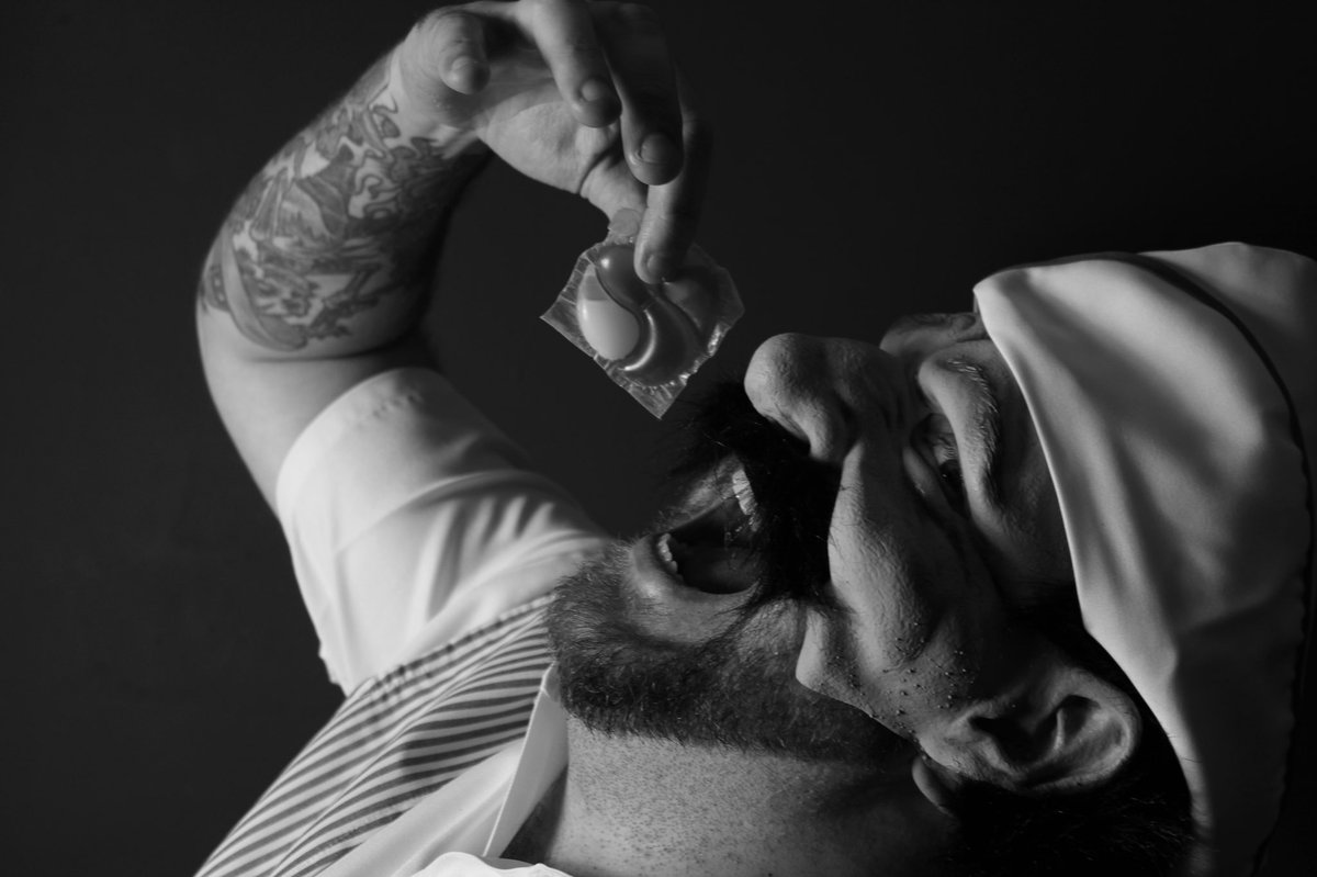 theworkingcult's tweet photo. What’s everyone on for tea tonight? Think I’m gonna do a few tide pods and some tinnies.

#photography #photoshoot #tidepods #blackandwhite #photooftheday #photographylovers #bandshoot #ukband #character https://t.co/89wAeJ39aK