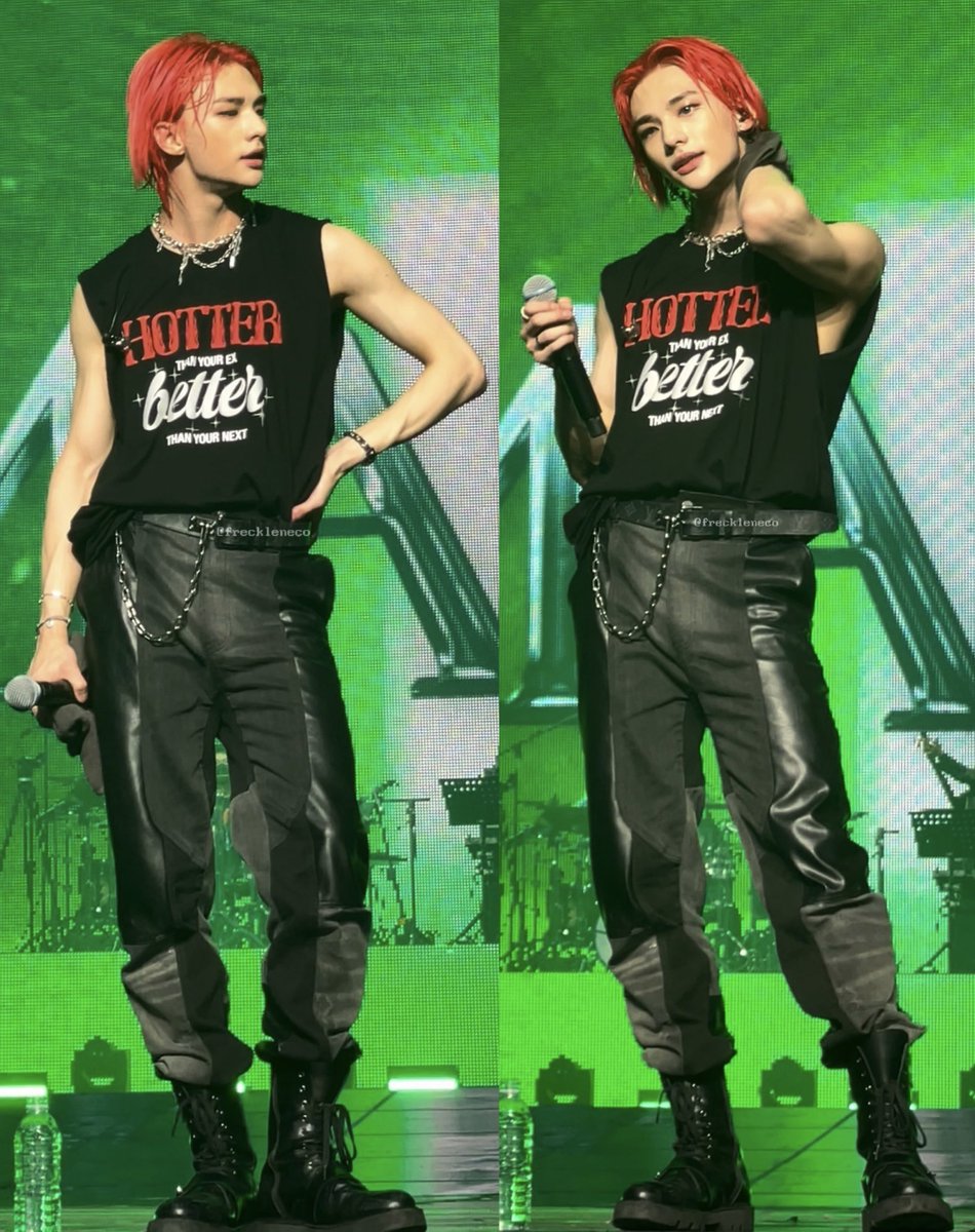 reIihyun's tweet photo. hwang hyunjin’s godly proportions https://t.co/PZq52AyIad