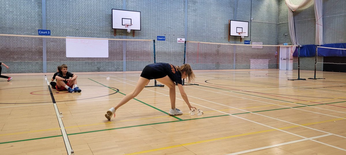 BadmintonImogen's tweet photo. Speed drills this afternoon #FFOP #forzaplayer #girlsplaybadminton #badmintonplayer @racheldrew81 @the_nwbp @LaurenE_Smith @FZFORZAUK https://t.co/qkO9WVH6kW