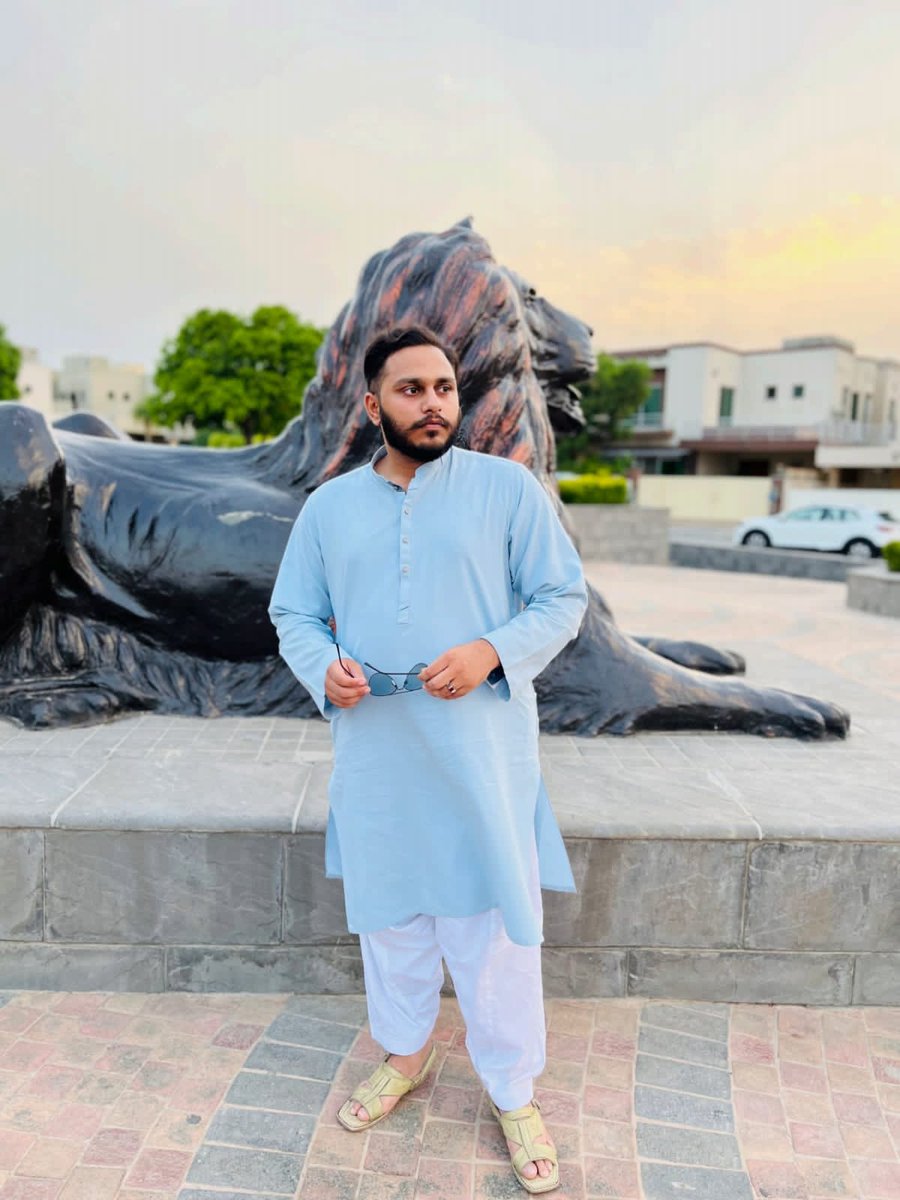 awanium_'s tweet image. تہ نجوم،  کہیں چاندنی کے دامن میں