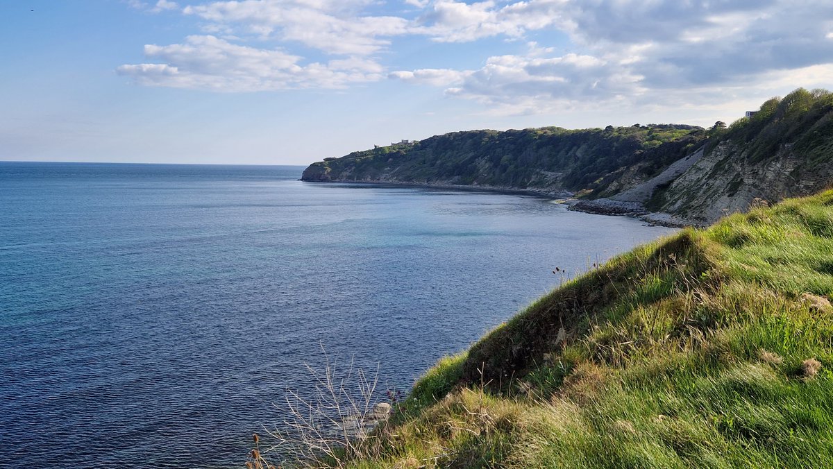 DeiniolCarter's tweet photo. Môr braf! Lovely sea!

#Swanage #PeverilPoint @swanagelifeboat @SwanageTIC @VisitSwanage https://t.co/kk6DpVbGoj