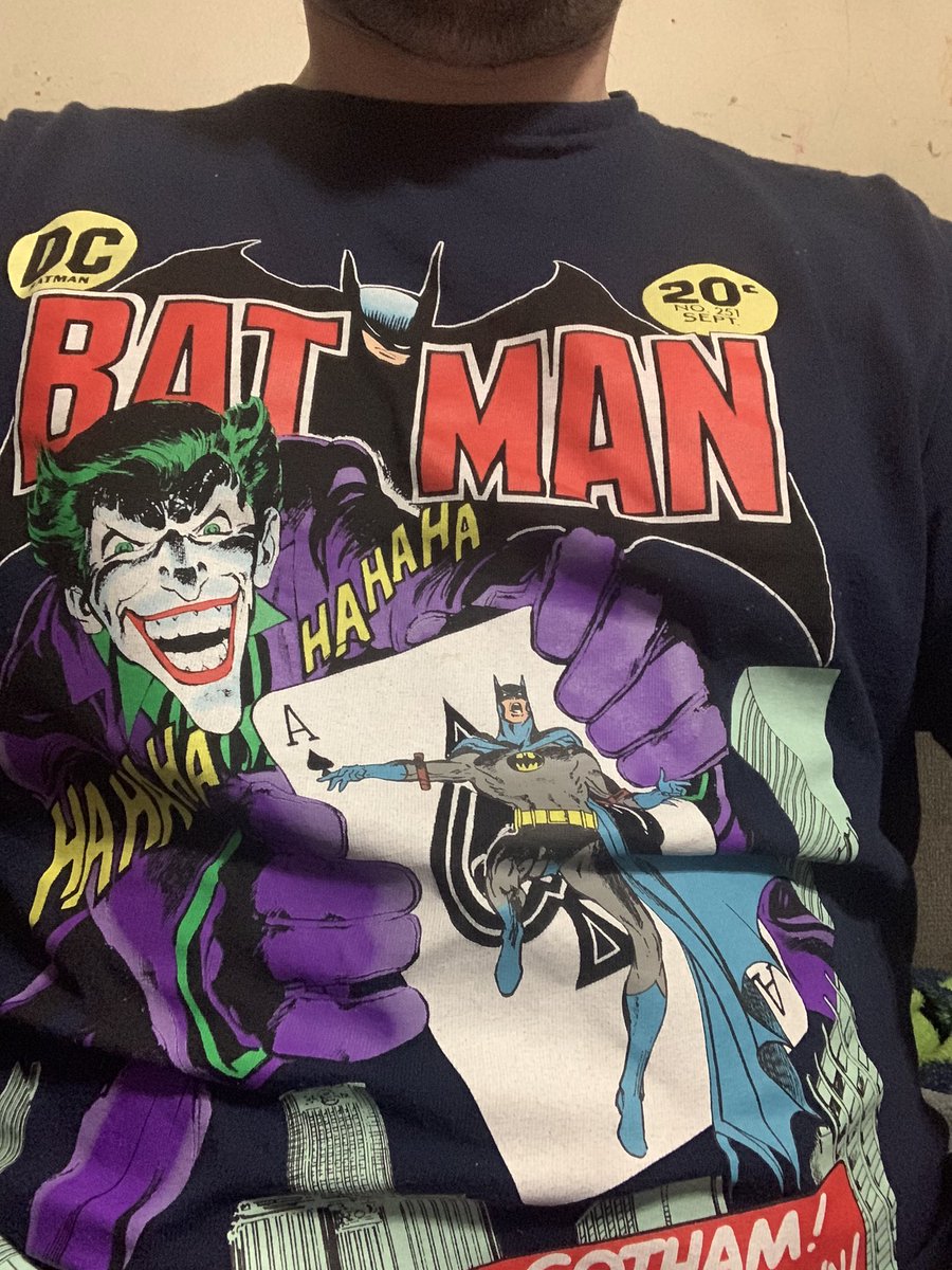 wes_greer's tweet photo. Happy #FreeComicBookDay! I know everyone else is dressed for the occasion, so what are you guys rocking today?!? I went with the Neal Adams Batman shirt today to celebrate his life and career on such a special day! #Comics #ripnealadams https://t.co/ZpMOmCuHTo