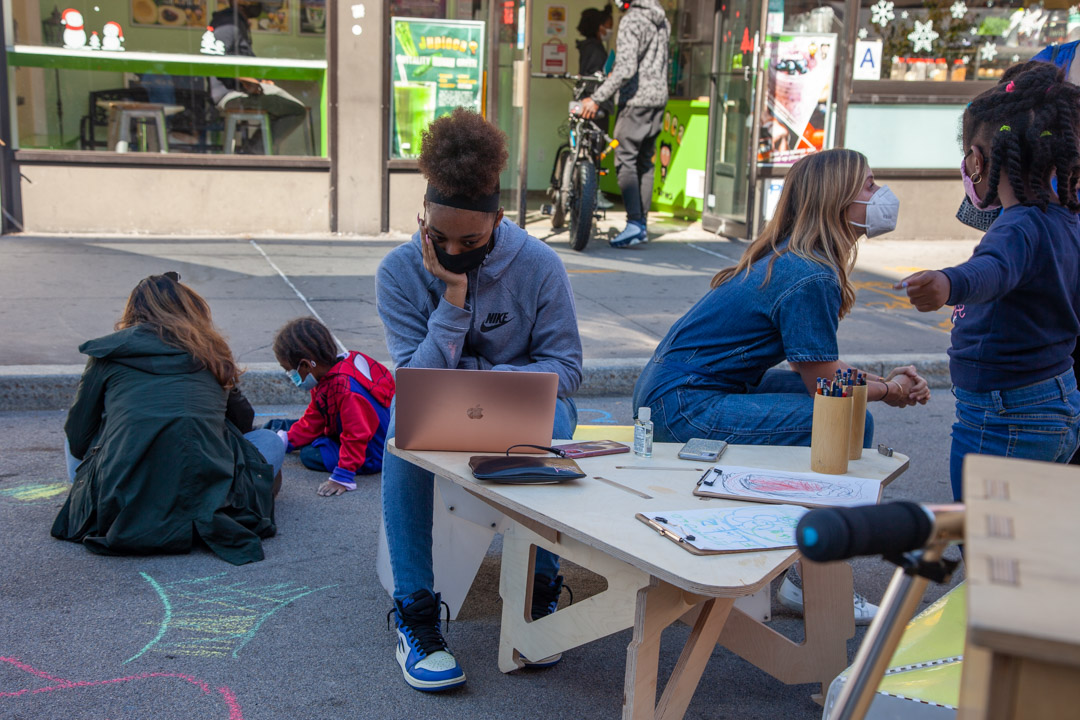 FamsInSchools's tweet photo. Districts and schools should make quality high-speed internet access available to all - https://t.co/2eqzWef0Pf
#EquitableRestartLA #EquityAtTheCenter @FamsInSchools @greatschoolsla @LoyolaMarymount https://t.co/zofaSou3Tm