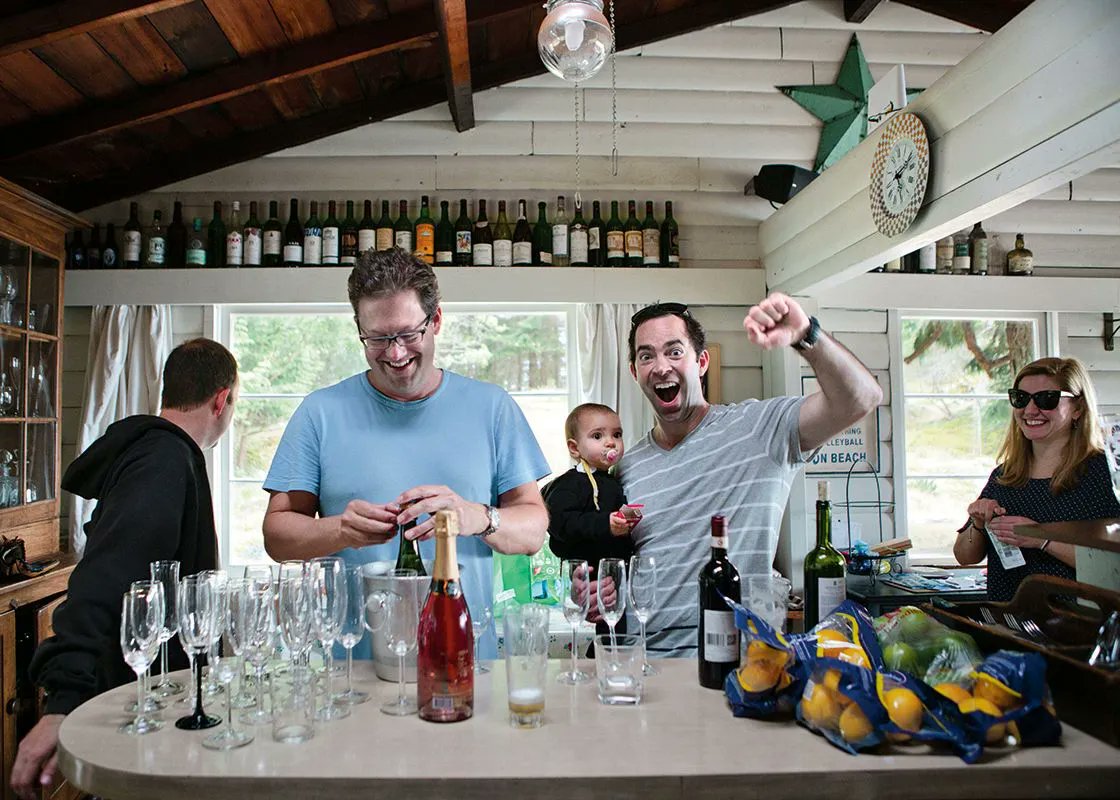 cottagelife's tweet photo. Learn how to handle cottage weekends like a pro from this family
https://t.co/J3t828paRD
#Cottage #Weekend #CottageWeekend #Family https://t.co/P9cvkjeuPG