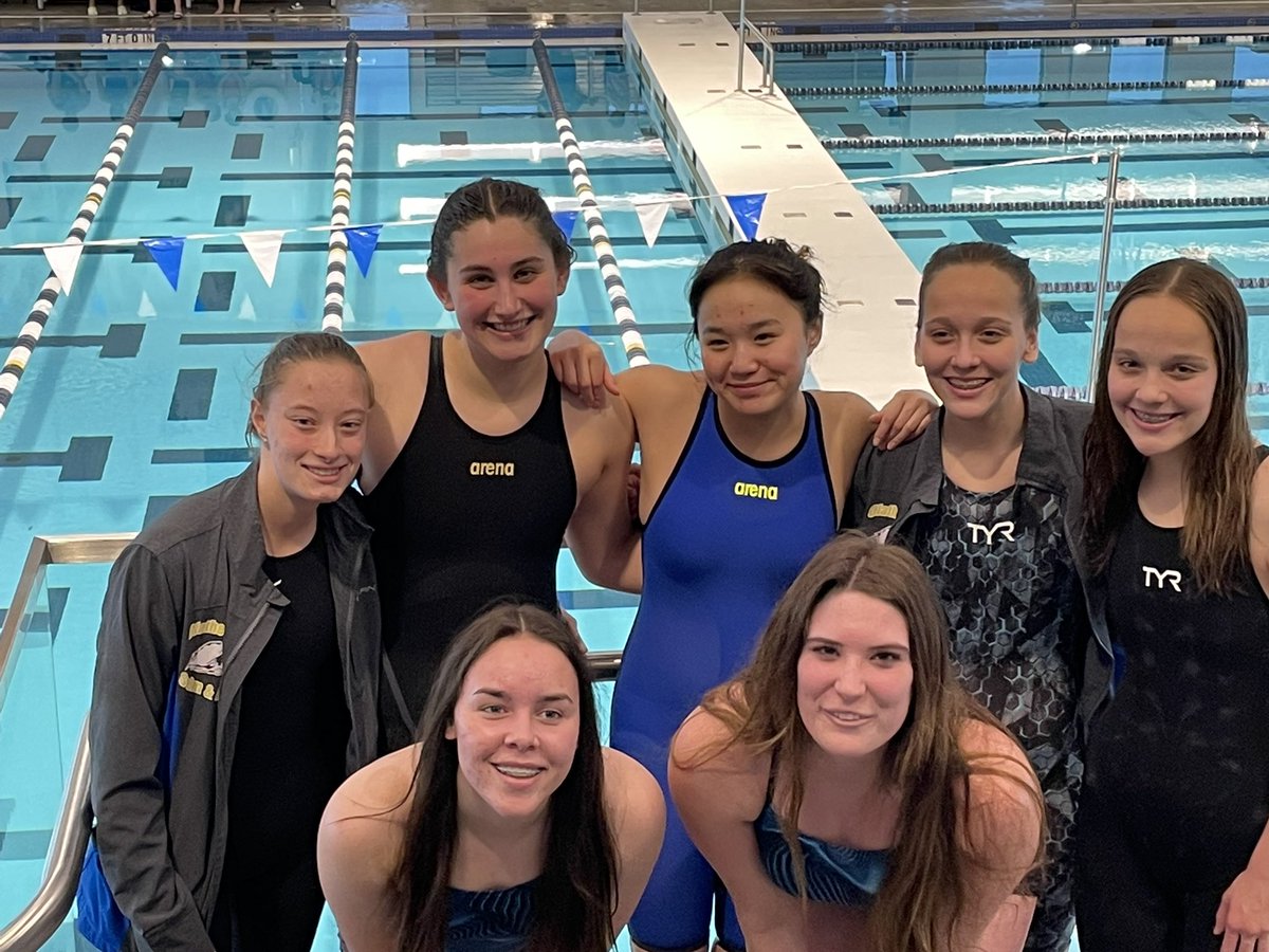 OSswimdive's tweet photo. Olathe South Sunflower finalists https://t.co/wE9IzK2GSo