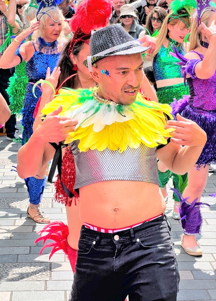Richard_GP's tweet photo. First batch of pics from our dance company https://t.co/zgNaPH0LaI performance 💃🕺 at @brightonfringe! Taken by a friend/ fan 🙂Ignore my wardrobe malfunctions, I need more glue and safety pins next time 😂#Brighton #FringeCity #BrightonFestival #BrightonFringe https://t.co/nBmcxzIgOX