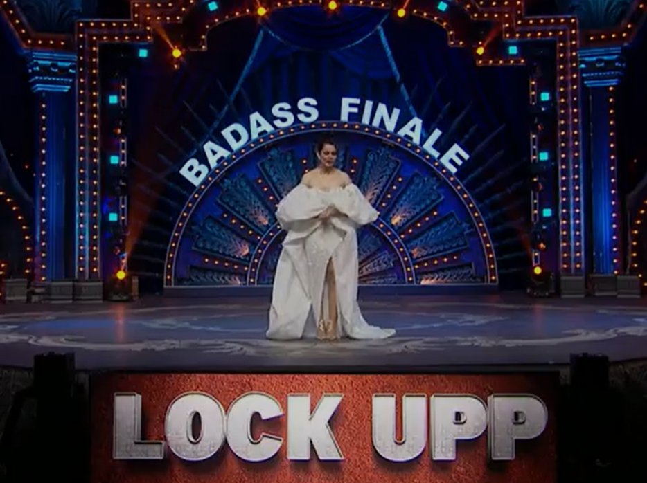 BLACKHA89559823's tweet photo. BADASS FINALE
Trophy awaits munawar 
#munawar #lockupp https://t.co/pl4lKCtnyf