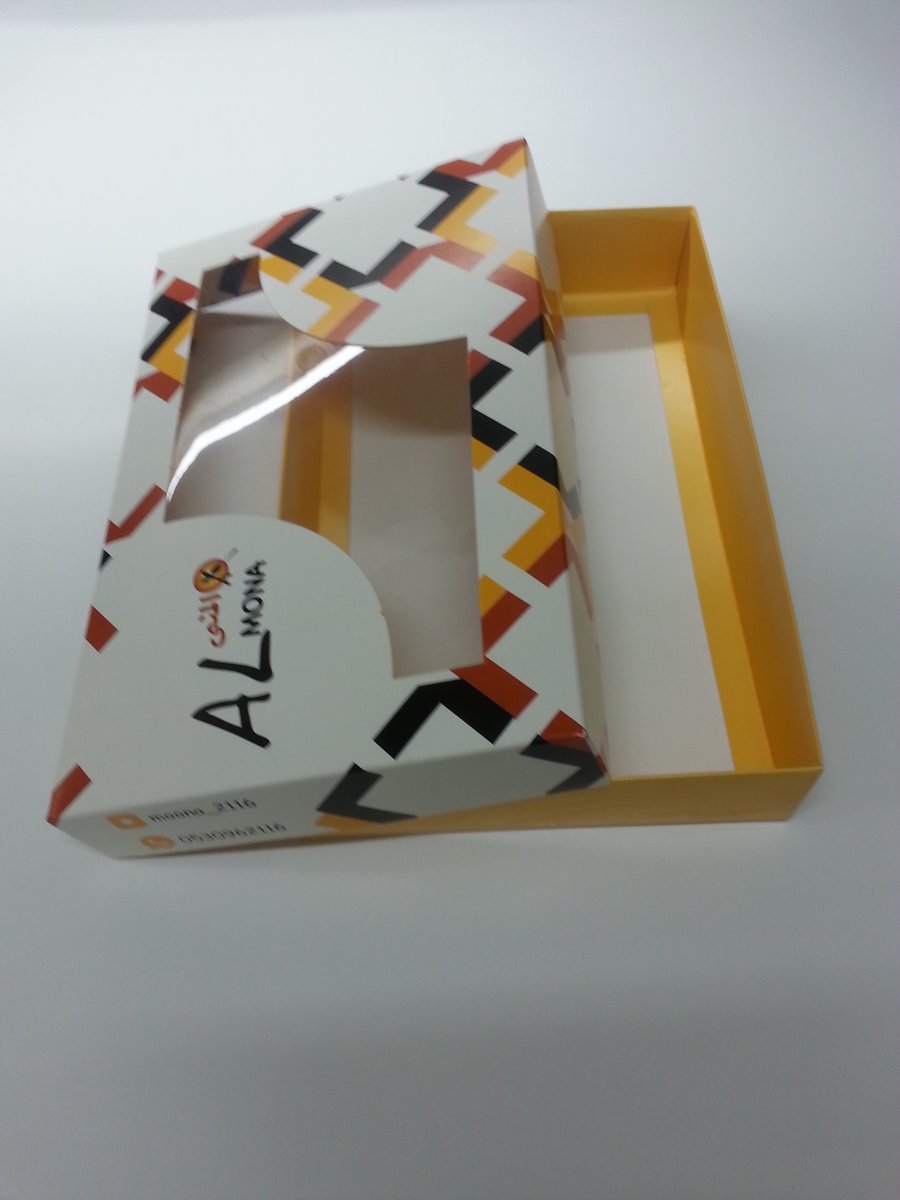 بوكسات الحلا المميزه للطلب والاستفسار 
مطابع الوان القصيم
جوال وواتساب 0531588618
وخارج القصيم عن طريق الشحن
#طباعه_علب_مطبوعات_استيكرات_ملصقات_بوكسات