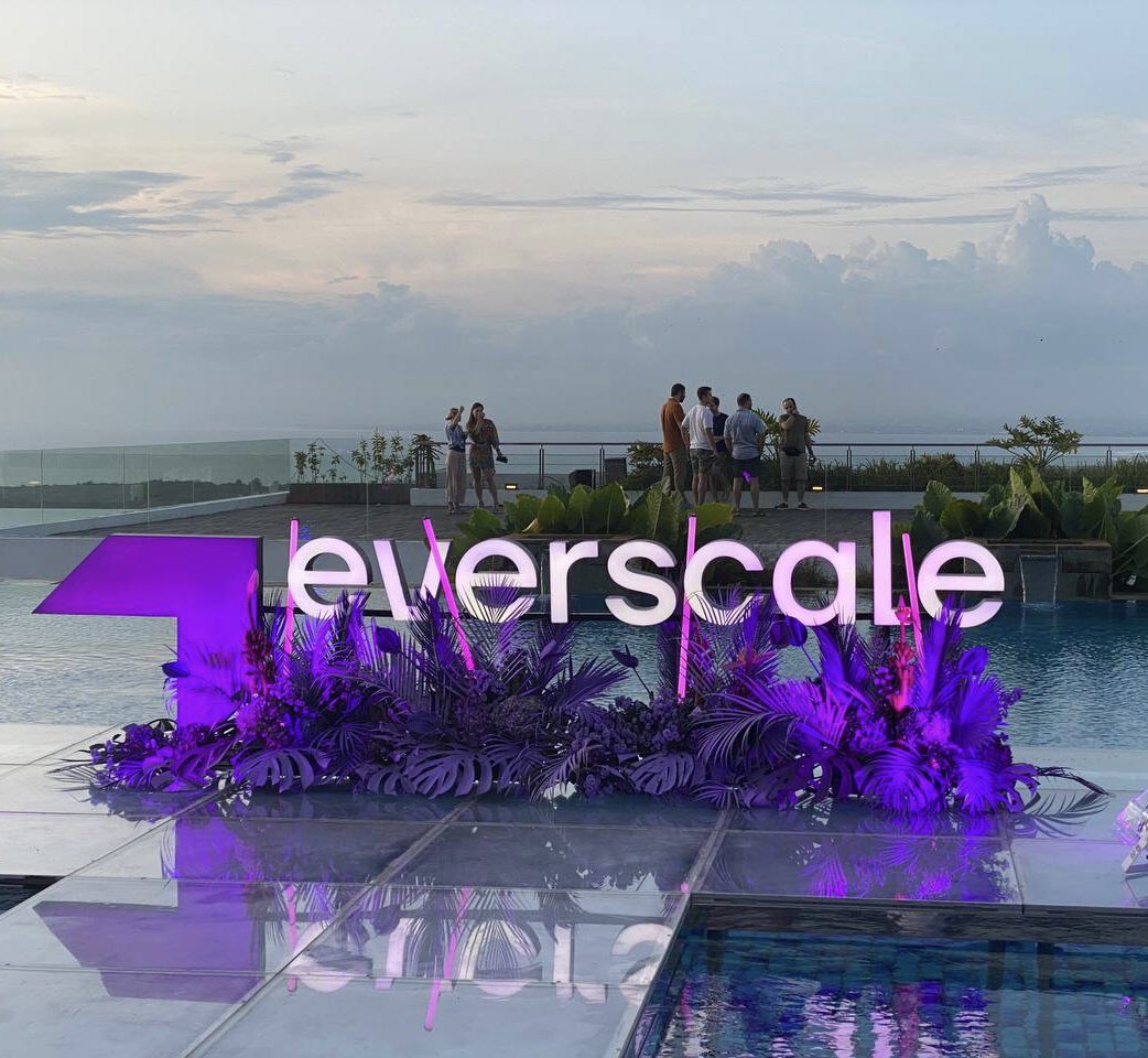 Everscale_net's tweet photo. A little bit of atmosphere: #Everscale Birthday &amp; #Everpoint Conference. Feel the vibe… https://t.co/lPYrmWXGgi