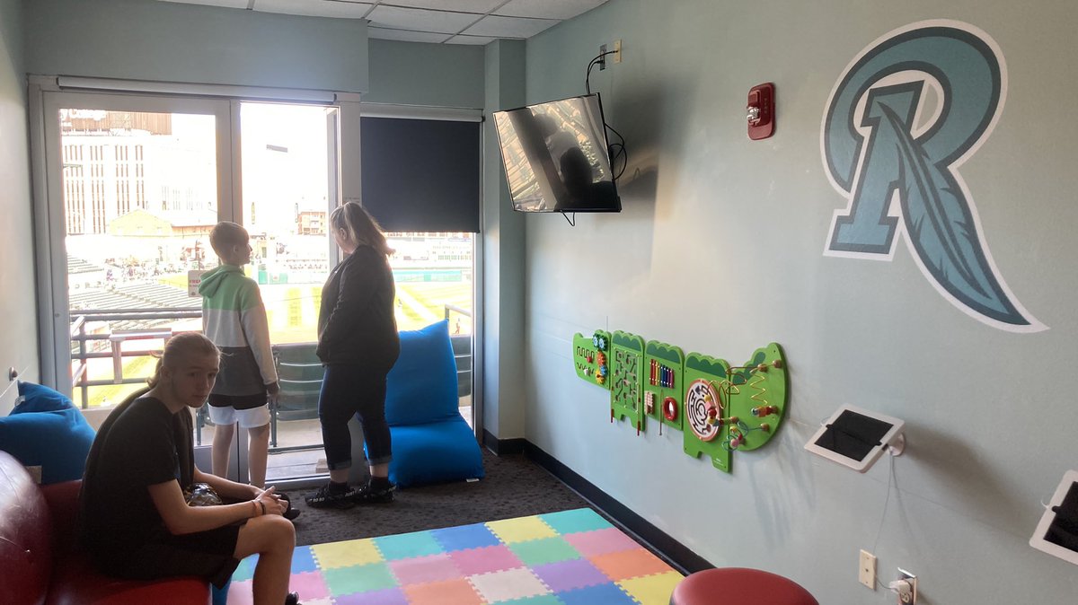 MattJSpinner's tweet photo. Taking in a @RocRedWings game with the family 😊⚾️🏟 in the Sensory Suite (303). #RedWingsBaseball https://t.co/VtOOEekJ7n
