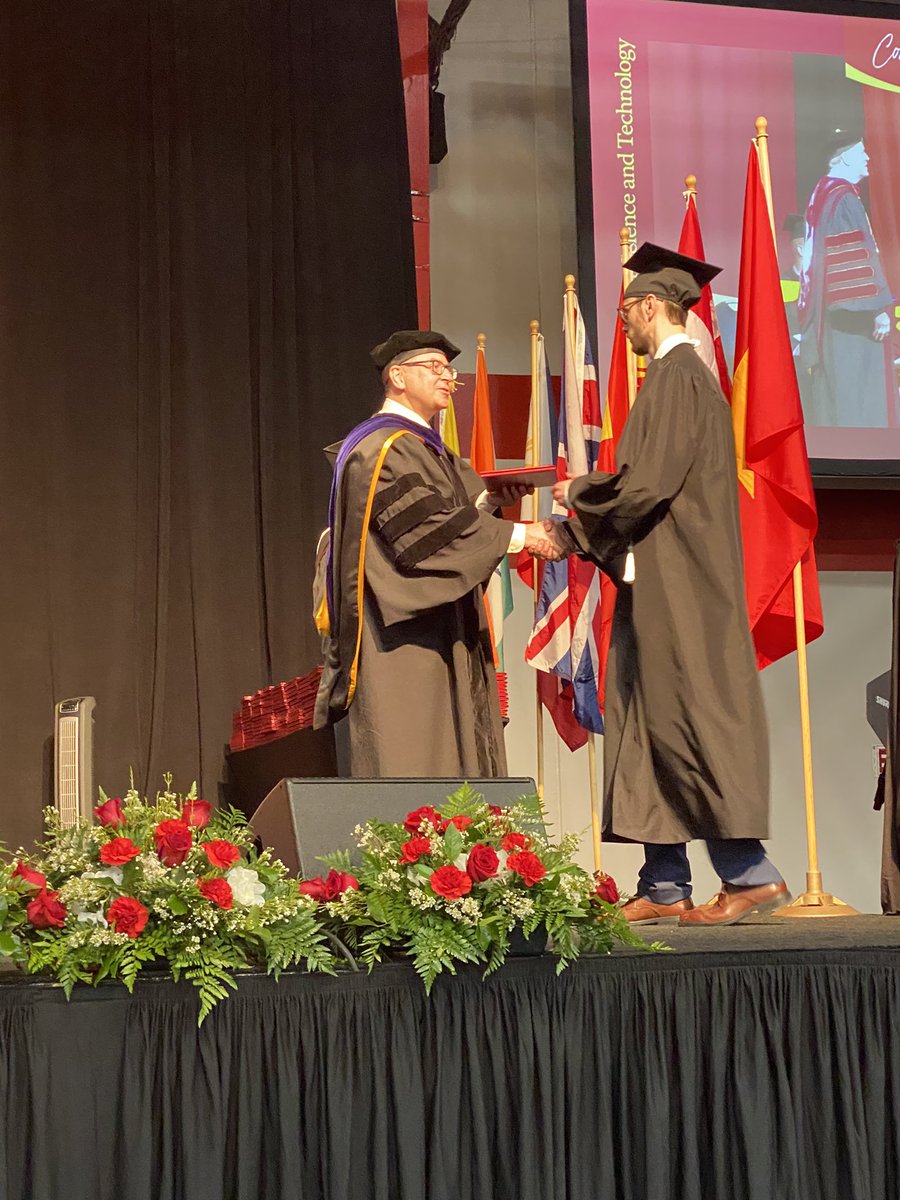 DKLab_LewisU's tweet photo. Big shout out to the graduates!!!  Congrats Emma, @KMSheets4444 @Ryan0799 @AdamCaridi !!  @LewisUniversity https://t.co/cix9x7kirF