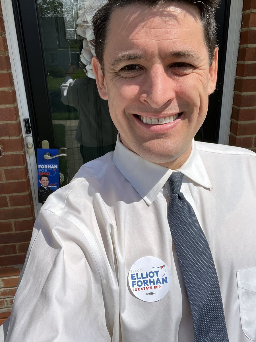 ForhanForOhio's tweet photo. Beautiful day to knock doors and chat with voters! #ForhanForOhio https://t.co/VxJguH3erc
