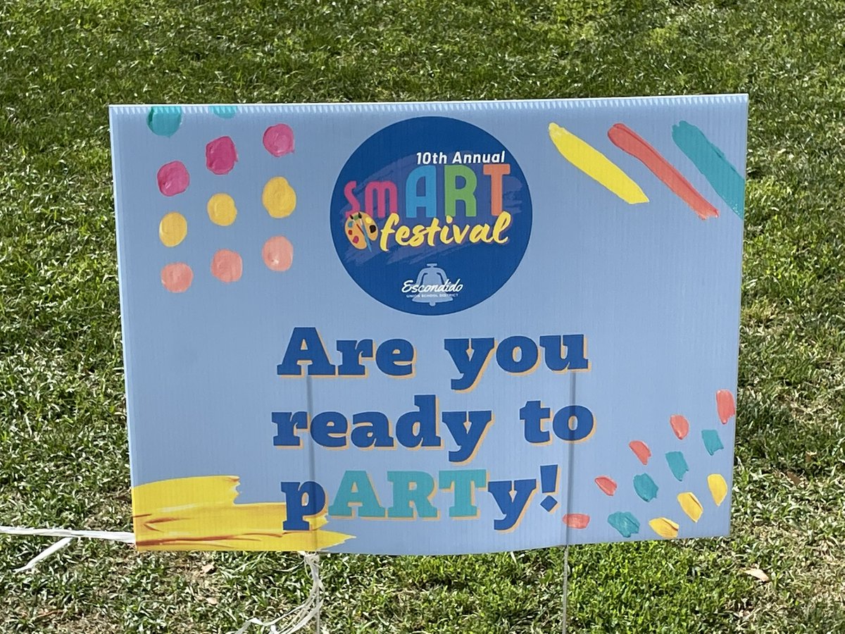 lphilyaw1's tweet photo. smART festival 2022 has officially begun!  Celebrating amazing EUSD student artists at CA Center for the Arts Escondido. @EUSD #chooseEUSD https://t.co/9CwB5Hoxsd