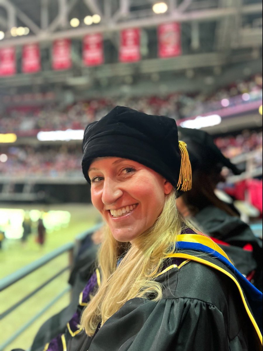 FSFCCP's tweet photo. Congratulations to our union colleague Dr. Faye Allard who was awarded the Lindback Teaching Award at today’s commencement ceremony. Dr. Allard is a tireless advocate for @CCPedu students and her colleagues. #1u https://t.co/UPDOguOH1b