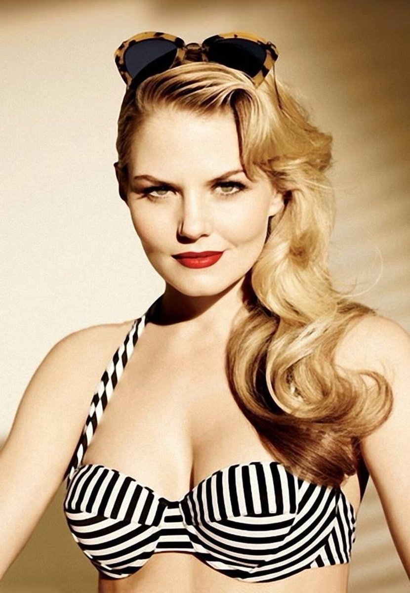AllAboutJMo's tweet photo. 💋National Bombshell Day 💋  @jenmorrisonlive’s feature in @VanityFair’s August 2011 issue           

📸 Ben Hassett 

#JenniferMorrison #BombshellDay #BeABombshell https://t.co/AikSby1vai