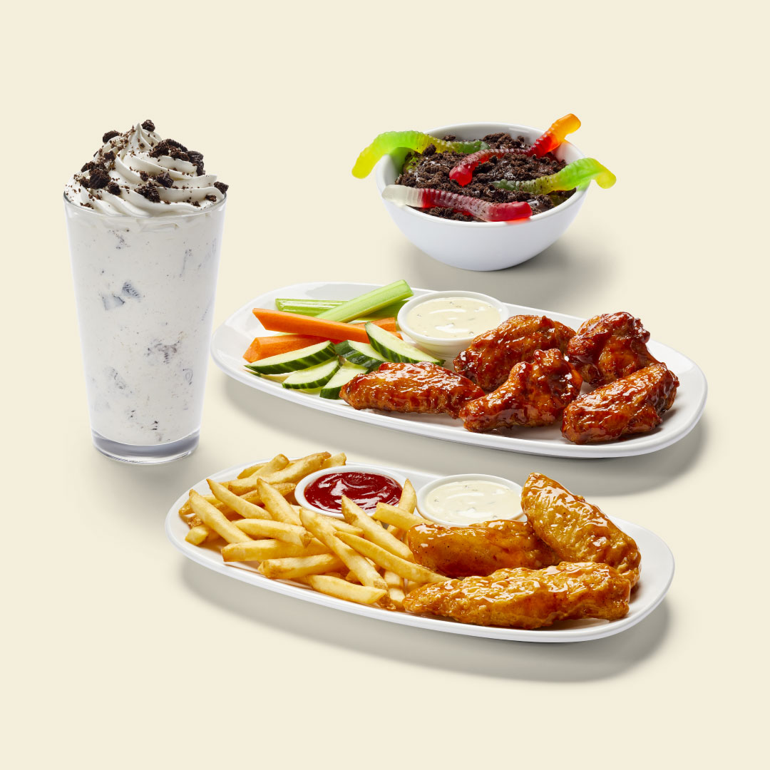 BPFortMcMurray's tweet photo. There are some ✨saucy✨ new items on the kids menu.  
Chicken Wings, Sauced-Up Crispy Chicken Fingers, fun new drinks and more, all from the BP Kids Menu. https://t.co/v77XUB2bjc