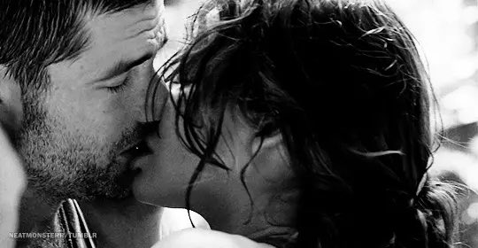 (Nips into <a href="/TwiztidFoxy/">King Noodle {Parody/RP}🏳️‍🌈</a>’s mentions for a kiss)