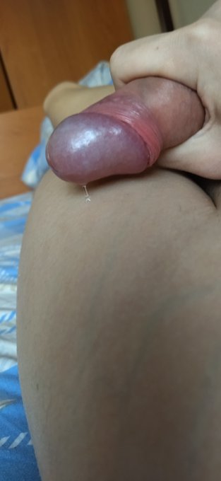 2 pic. So leaky!
#Femboy #LGBTQ #Porn #Cute #Horny #Lewd #Hot #nsfw #Precum #Cock https://t.co/86maT