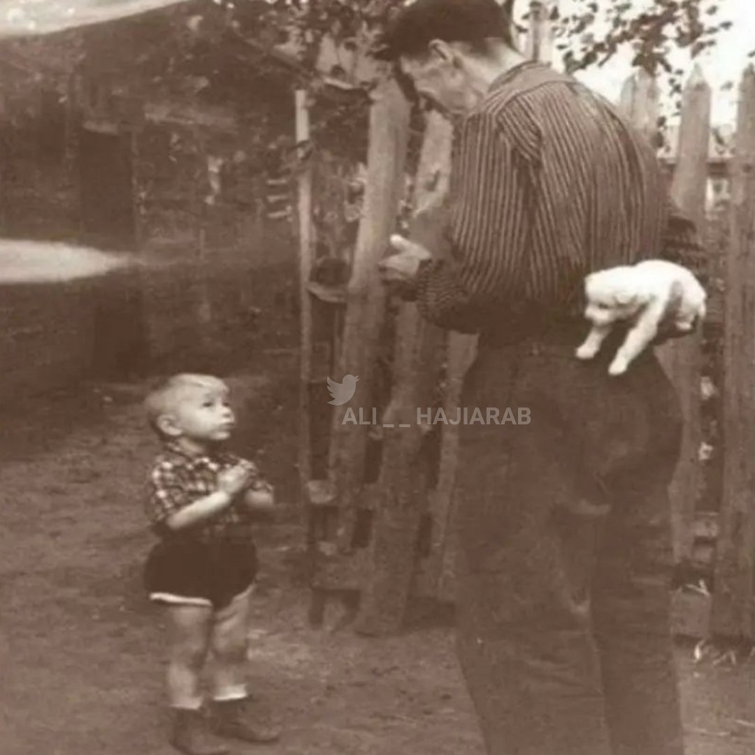 Art name:
Moments before meeting #BabyDogeCoin 

<a href="/babydoge/"></a> <a href="/BabyDogeNFTs/">Baby Doge NFT</a> <a href="/elonmusk/">Elon Musk</a>