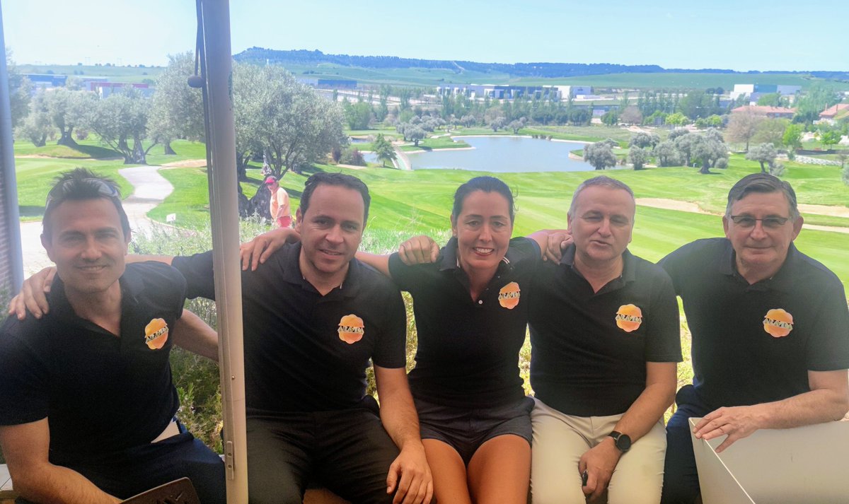AravidaConsult's tweet photo. Gran jornada de liga de @CDSotoverde. Nuestro de equipo de @AravidaConsult golf está que se sale. Enhorabuena a todos. https://t.co/5Gzd8GOked