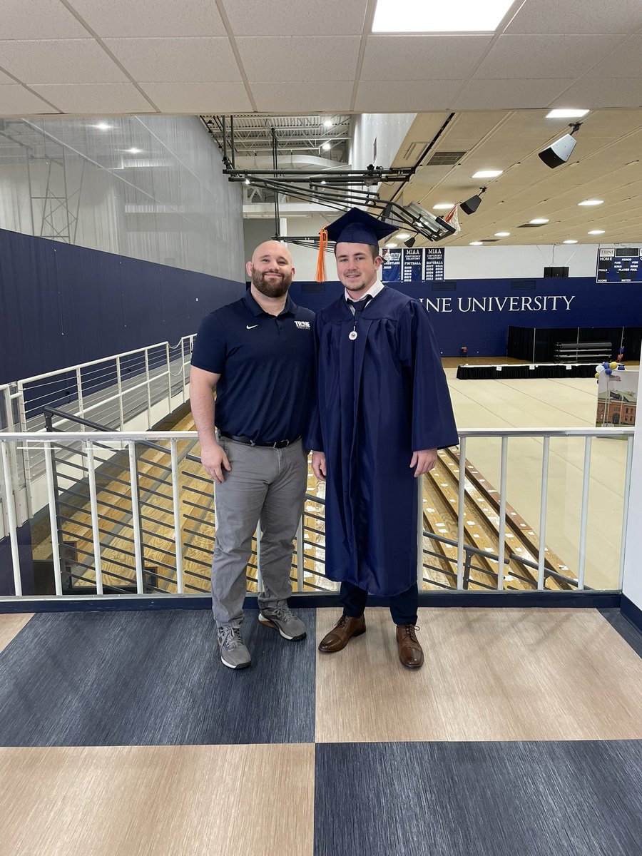 tomhall197's tweet photo. Day 7️⃣ of #WrestlingShirtADayinMay is also graduation day! Repping @TrineWrestling while cheering for our lone senior! So proud of the young man! #TrineTough https://t.co/dR7wc5b94x