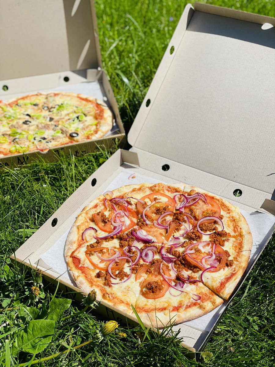 Lai kādu sezonu Tu šodien atklātu, līdzi ņem PICU! 👀🍕

#studiopizza #cesis #everybodylovespizza #pizzaplace #pica #pizzalover #instafood #omnomnom #foodporn #food #foodie