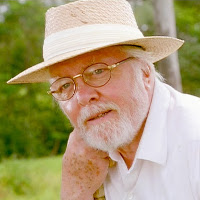 MarcusKaraker's tweet photo. I am... an old man https://t.co/sJ8Ef7UJTe