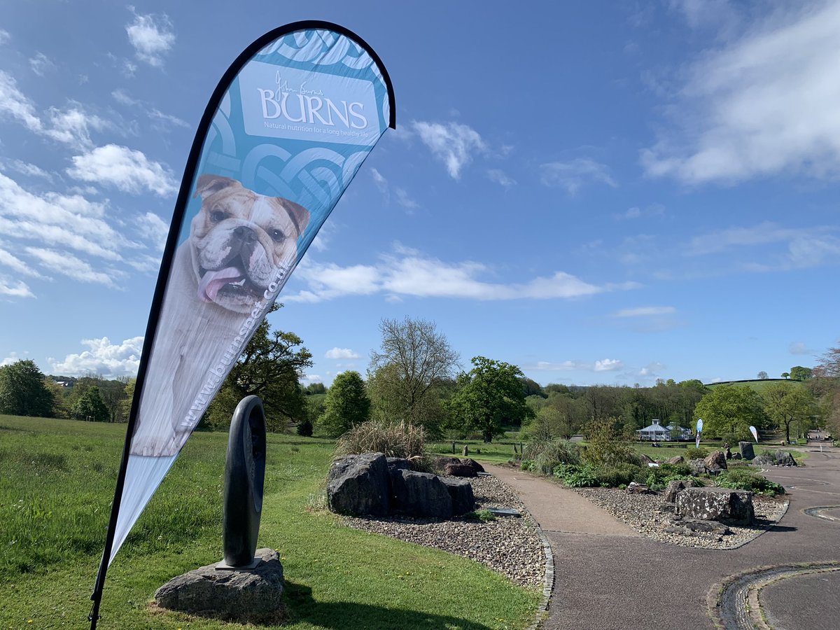 Owz_Zone's tweet photo. Great to be launching the @burnspetfood Four Paws Trail at the @walesbotanic What a glorious day! 🐶 🪴 😃 https://t.co/EAeKssGOET