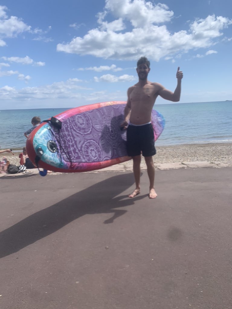 shascreenplay's tweet photo. Beach day in #weymouth beautiful location for a Saturday afternoon #blueisgoodforyou #mylife #myhome https://t.co/TkrSOepxl5